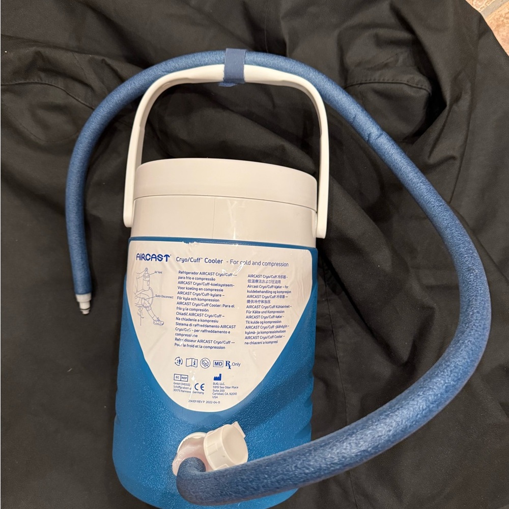Blue Aircast Cryo/Cuff Cooler